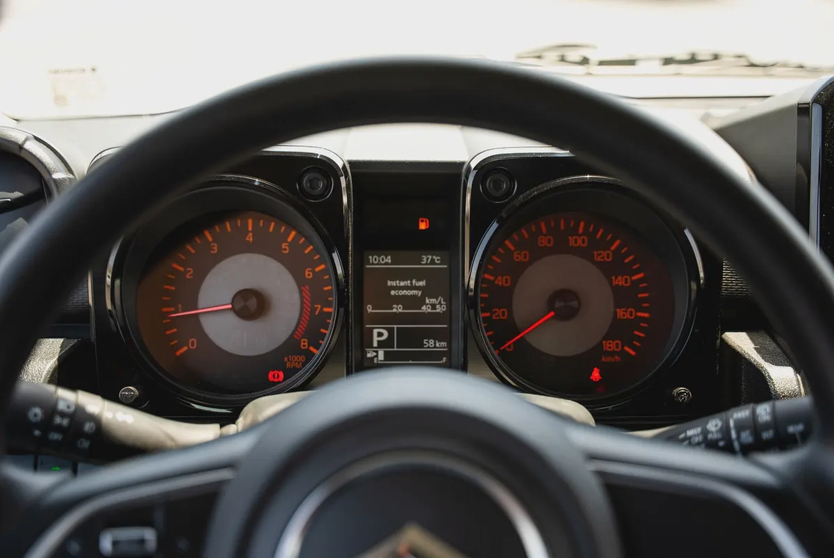 Suzuki Jimny GL AT 2026 (GCC Specs) 1.5L - Brand New 5 Doors