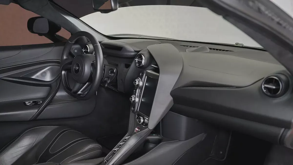 2020 McLaren 720S | GCC Specs | McLaren Active Warranty 2027-5-5
