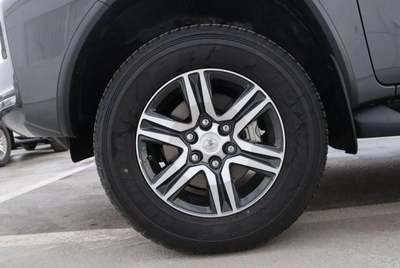 Toyota Fortuner VX2 FORTUNER  4.0L V6 PETROL-12