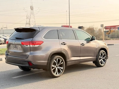 Toyota Highlander LE HEV LE 3.5 L 2020 model-15