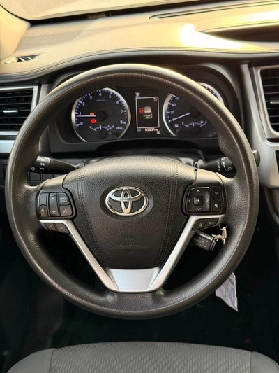 Toyota Highlander LE HEV LE 3.5 L 2020 model-2