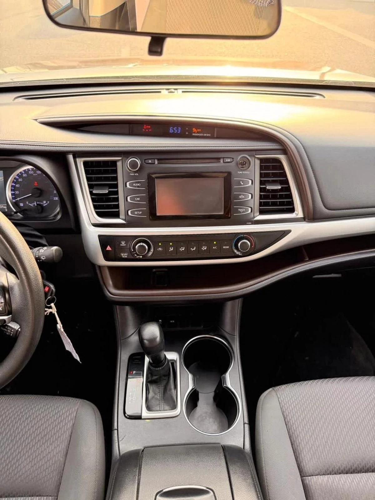 Toyota Highlander LE HEV LE 3.5 L 2020 model-8-8