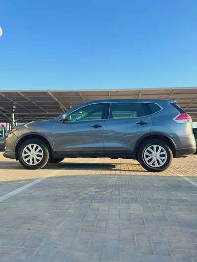Nissan Rogue SL 2016 American Specs - Fully Loaded SUV-2