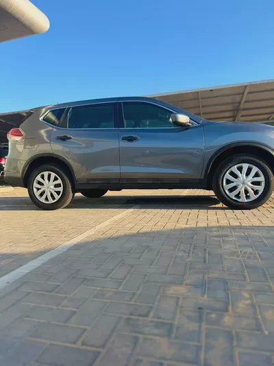 Nissan Rogue SL 2016 American Specs - Fully Loaded SUV-3