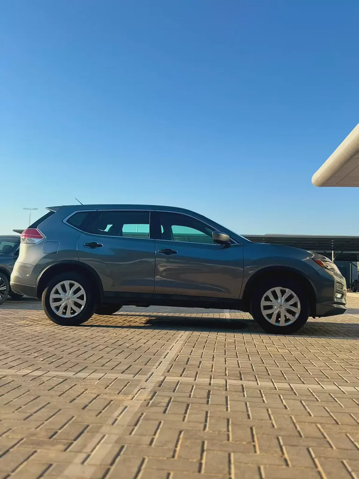 Nissan Rogue SL 2016 American Specs - Fully Loaded SUV-4-4