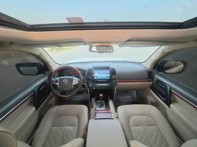 Toyota Land Cruiser GXR V8 Model 2015 Full Options Very Clean Condition-7
