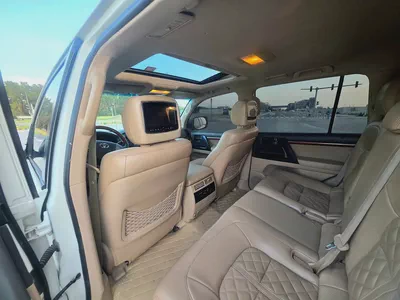 Toyota Land Cruiser GXR V8 Model 2015 Full Options Very Clean Condition-8