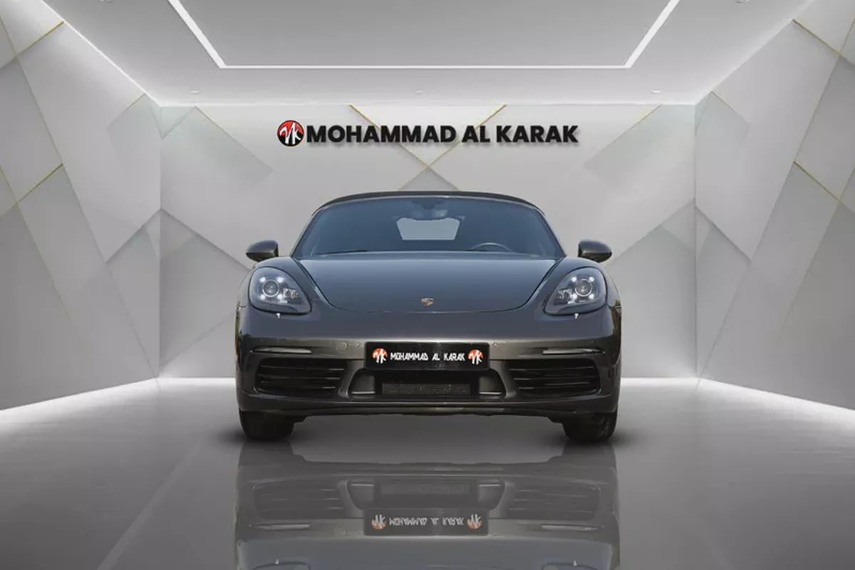 PORSCHE 718 SPYDER 2019 - GCC - FULLY LOADED AMAZING CONDITION