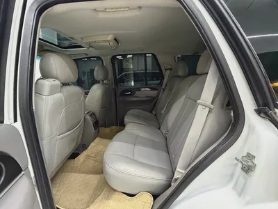 GMC Envoy Denali 2009 GCC Specs Excellent condition-6