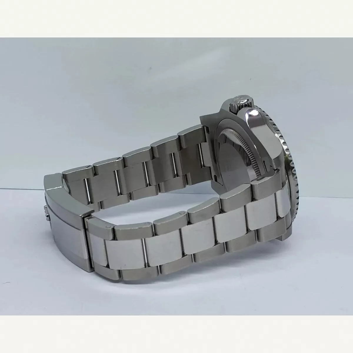 Rolex GMT-Master II 40mm with Oyster Bracelet | Used (Very good) | Year of production 2018 | Original box | Original papers-8-8