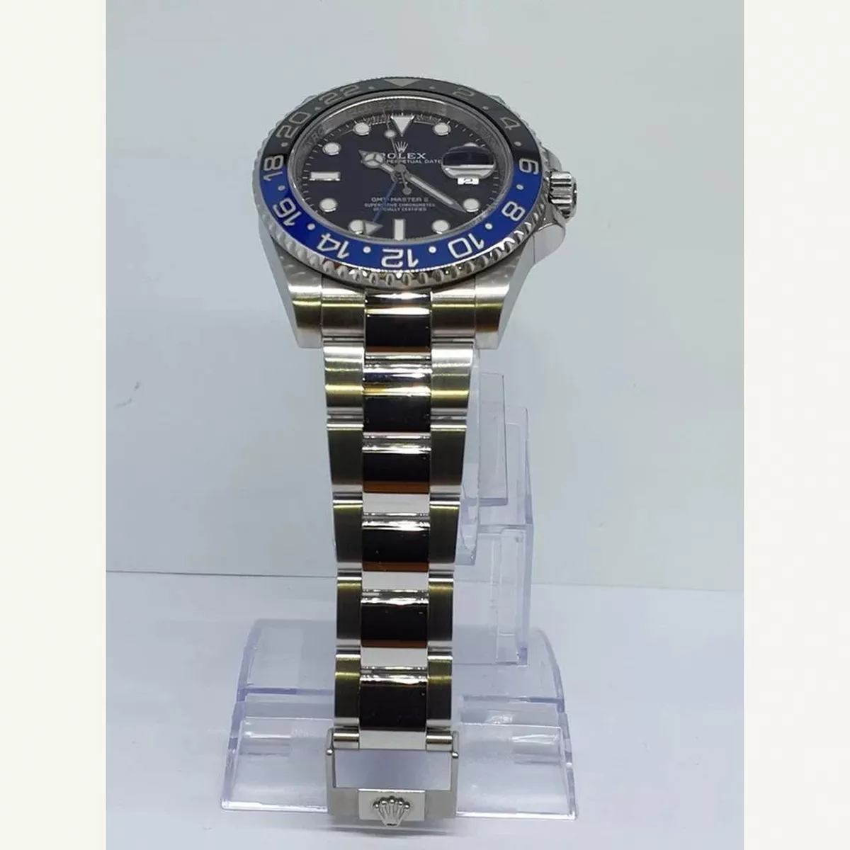 Rolex GMT-Master II 40mm with Oyster Bracelet | Used (Very good) | Year of production 2018 | Original box | Original papers-1-1