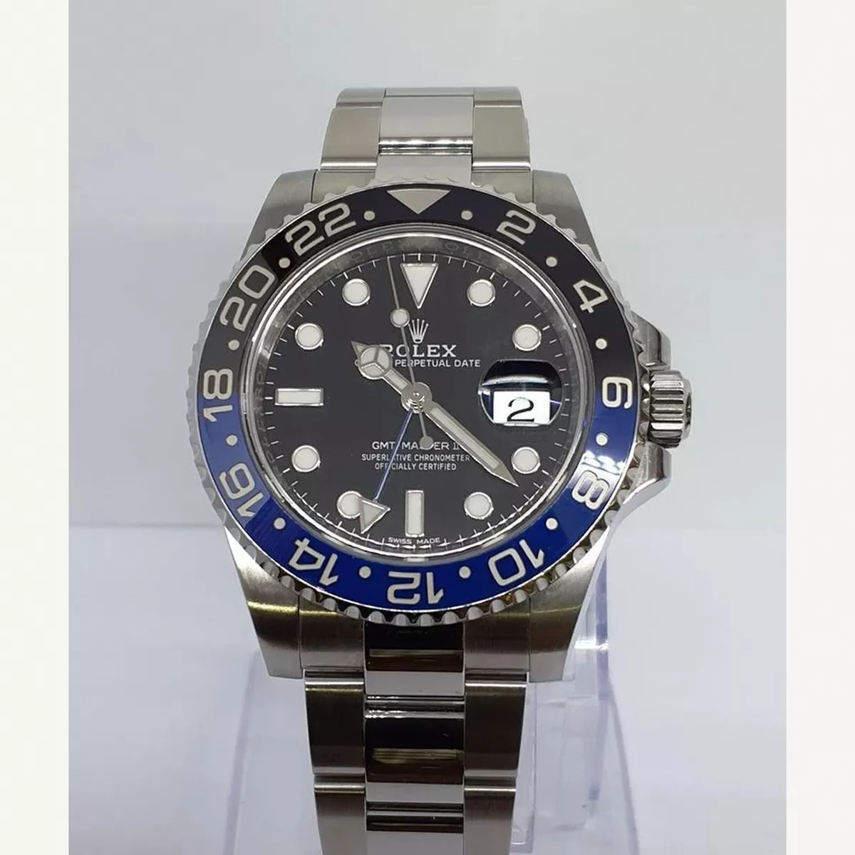 Rolex GMT-Master II 40mm with Oyster Bracelet | Used (Very good) | Year of production 2018 | Original box | Original papers-6-6
