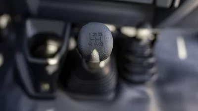 Toyota Land Cruiser Pick Up Land cruiser lc79 4.2L diesel V6 MY2025 for export only-17