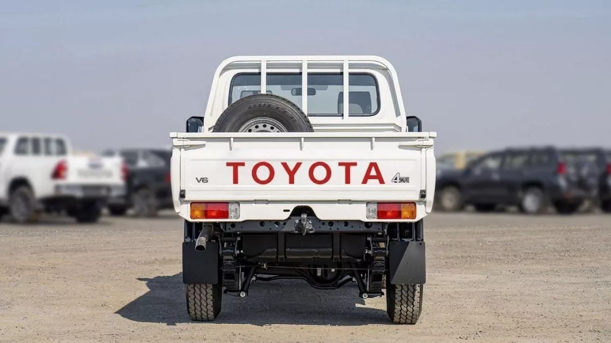 Toyota Land Cruiser Pick Up Land cruiser lc79 4.2L diesel V6 MY2025 for export only-2-0