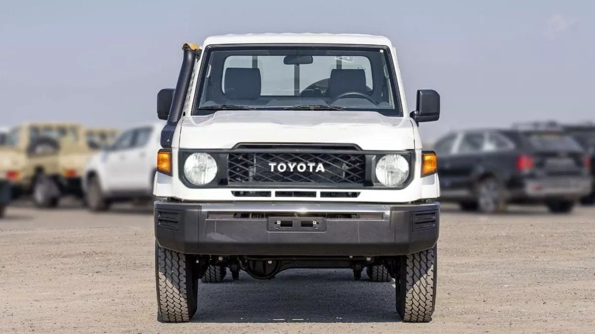 Toyota Land Cruiser Pick Up Land cruiser lc79 4.2L diesel V6 MY2025 for export only-3-0