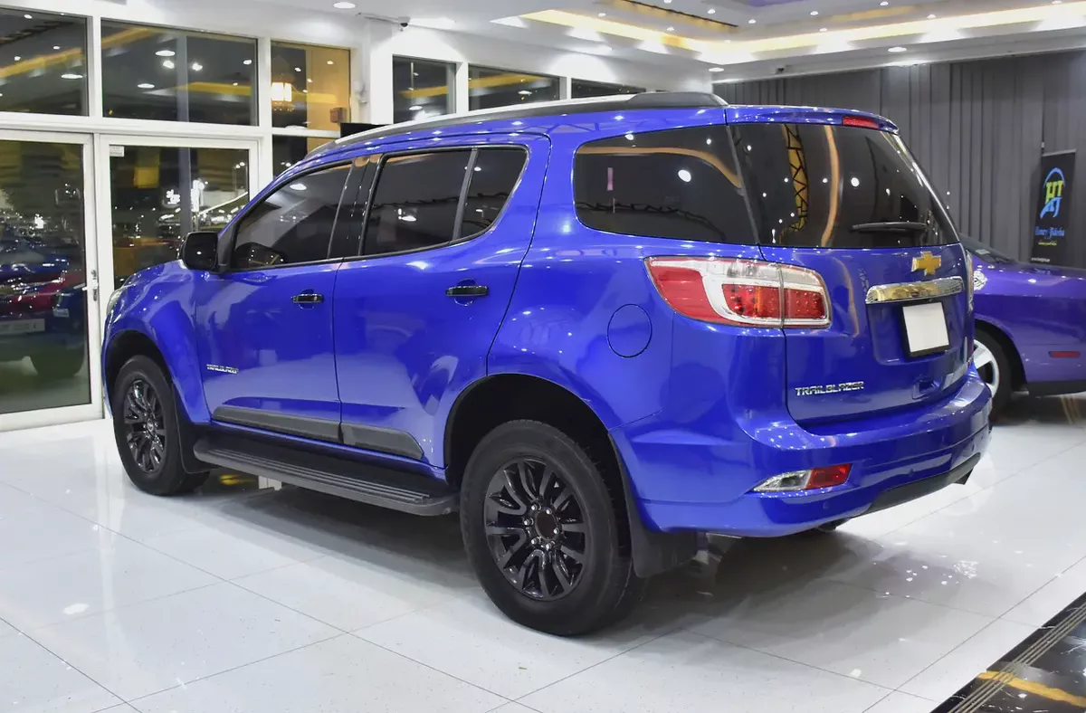 EXCELLENT DEAL for our Chevrolet Trailblazer Z71 ( 2018 Model ) in Blue Color GCC Specs-6-6