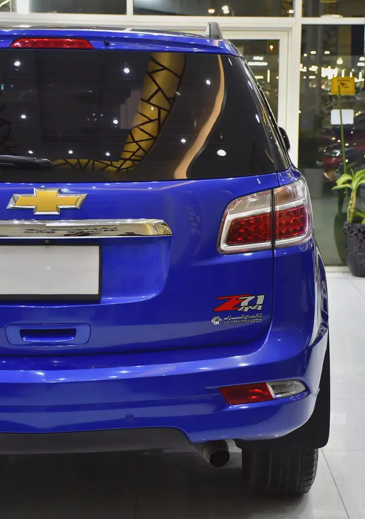 EXCELLENT DEAL for our Chevrolet Trailblazer Z71 ( 2018 Model ) in Blue Color GCC Specs-8-8