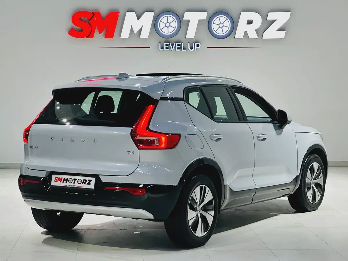 VOLVO XC40 GCC SPECS 2022 MINT CONDITION PANAROMIC ROOF WITH 2 YEARS WARRANTY-6-6