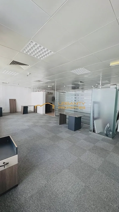 Modern Office Space in Silver Tower, Business Bay-3
