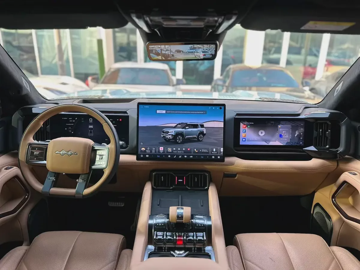 BYD Leopard 8 Flagship 2025 | Brand New | Off-Road Luxury SUV-11-11