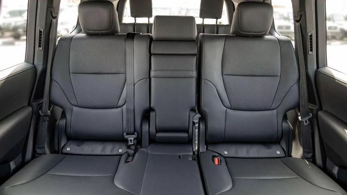 Toyota Land Cruiser VX LC300 VX 4.0P AT MY2025 – GREY-18-0
