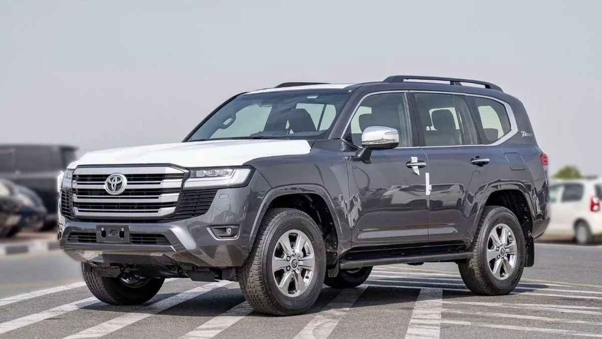 Toyota Land Cruiser VX LC300 VX 4.0P AT MY2025 – GREY-2-0