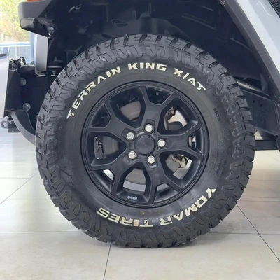 Jeep Gladiator Overland-4