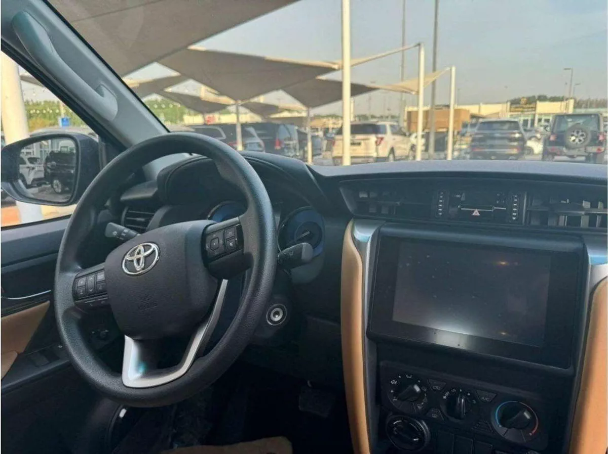 Toyota Fortuner EXR GX1 2.4L-6-0