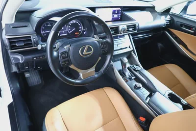 Stunning Lexus IS 300 2019 | GCC Specs | Low Mileage | Excellent Condition-9