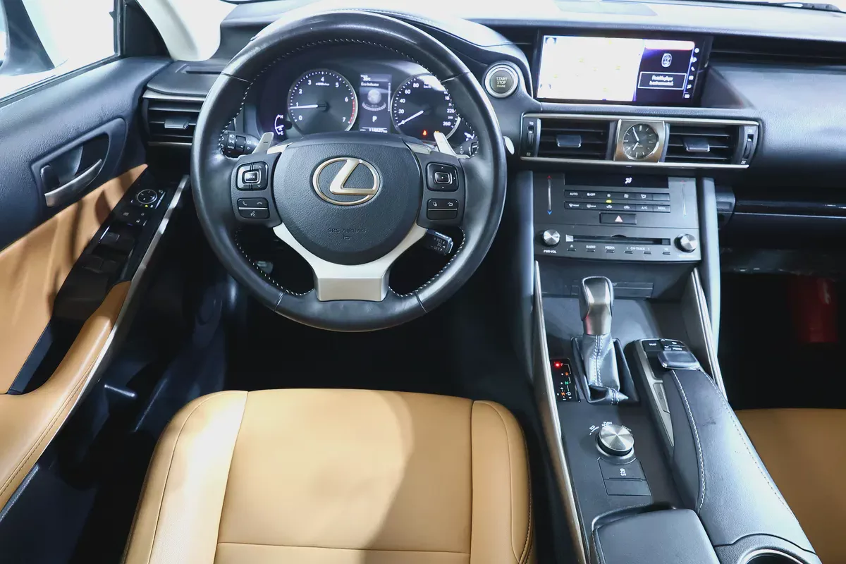 Stunning Lexus IS 300 2019 | GCC Specs | Low Mileage | Excellent Condition-15-15