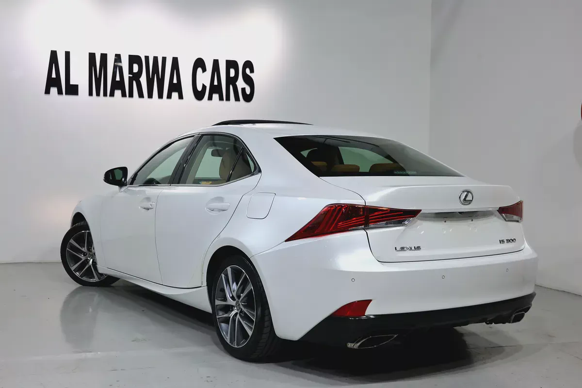 Stunning Lexus IS 300 2019 | GCC Specs | Low Mileage | Excellent Condition-3-3