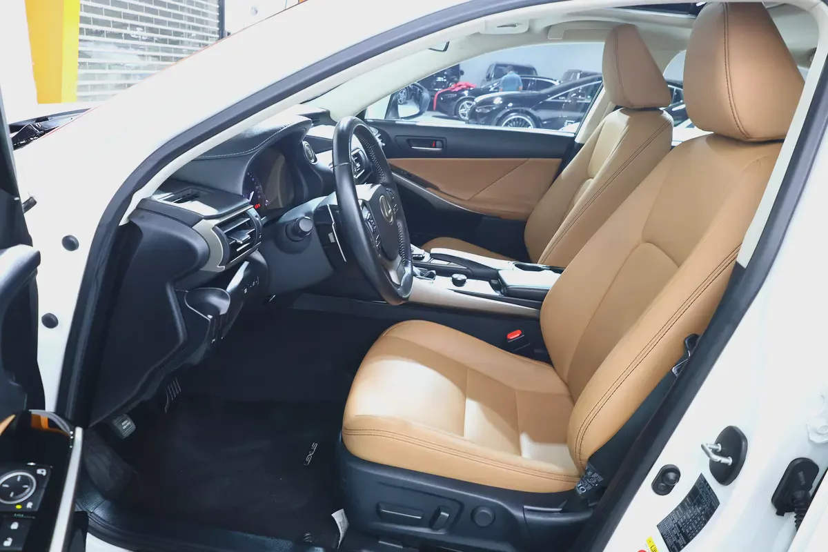 Stunning Lexus IS 300 2019 | GCC Specs | Low Mileage | Excellent Condition-7-7