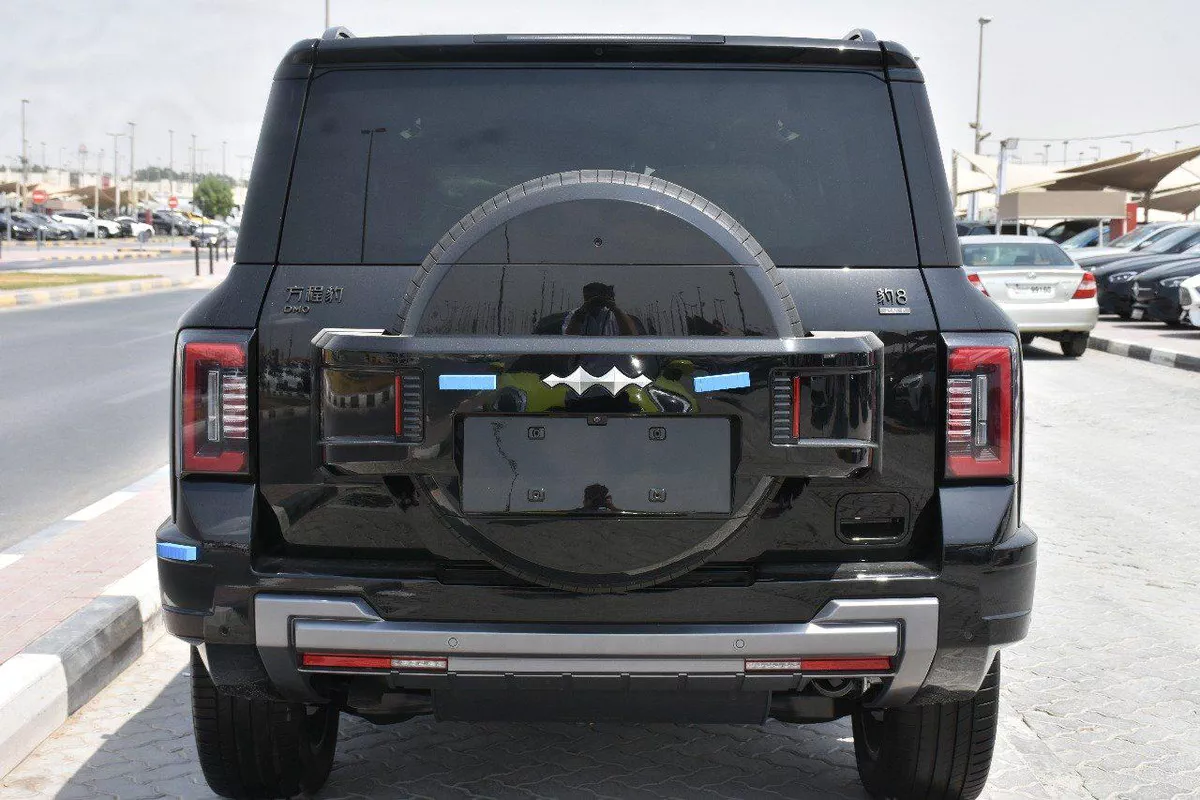LEOPARD 8 FLAGSHIP 7 SEATS PHEV 2025 | BLACK-8-8