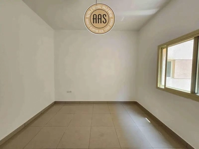 Spacious 1BR!! Prime Location with Close Kitchen!! All Facilities-3