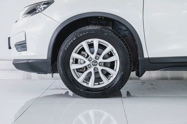 1 YR / 20,000 KM WARRANTY | 2.5 S | GCC | AED 999 PM