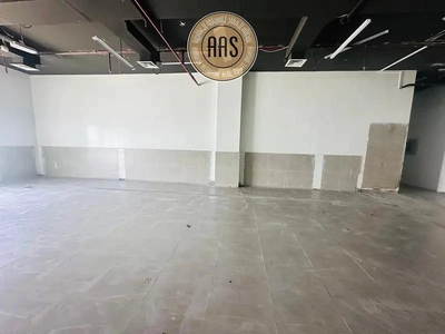 Luxurious Shop for Rent With All Facilities-2