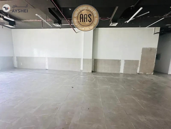 Luxurious Shop for Rent With All Facilities