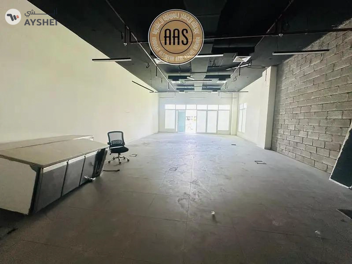 Luxurious Shop for Rent With All Facilities-5-5