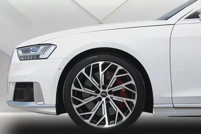 AUDI S8 4.0 TFSI QUATTRO  2021 - GCC - UNDER DEALER WARRANTY - CARBON EDITION - FULLY LOADED-6