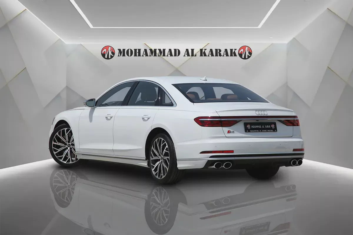AUDI S8 4.0 TFSI QUATTRO  2021 - GCC - UNDER DEALER WARRANTY - CARBON EDITION - FULLY LOADED-4-4