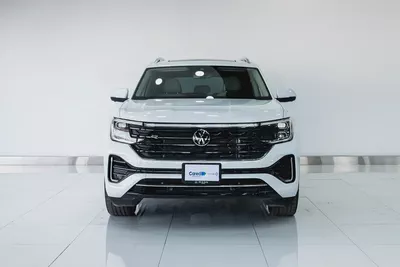 VOLKSWAGEN WARRANTY JAN 2027 / UNLIMITED KMS | GCC | R-LINE 2.0L | AED 2,580 PM-1