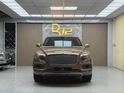 Bentley Bentayga W12 Mulliner 2017 | GCC Specs | Pristine Condition-4