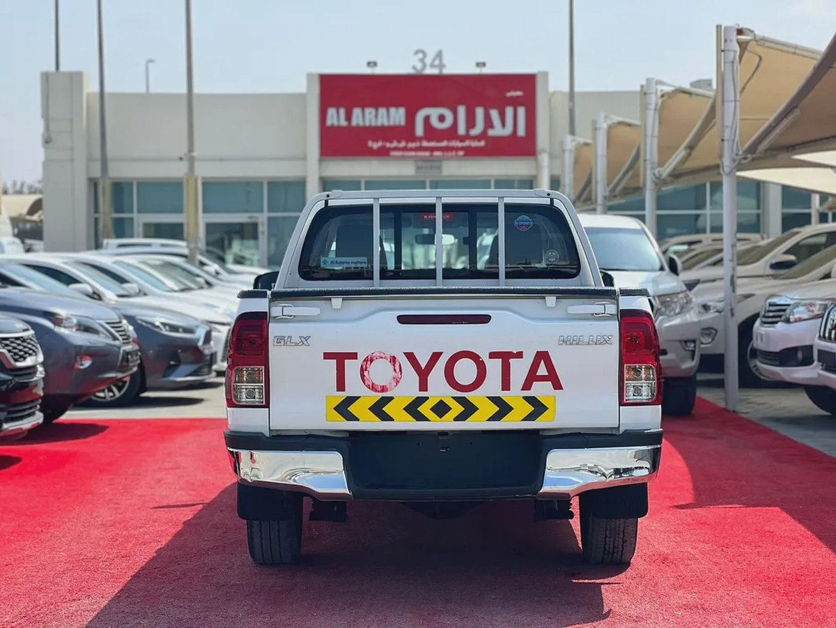 2019 | Toyota Hilux | 4X2 | Full Automatic | Ref#965-4-4