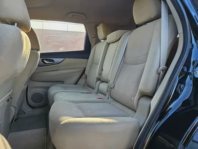 Nissan X-Trail 2015 GCC 4X4 Very Neat And Clean With Low KM Premium Condition Family SUV-9