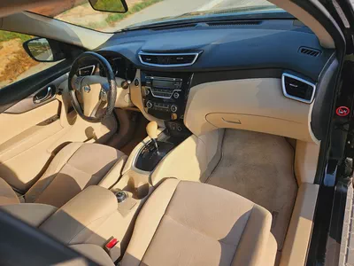 Nissan X-Trail 2015 GCC 4X4 Very Neat And Clean With Low KM Premium Condition Family SUV-11