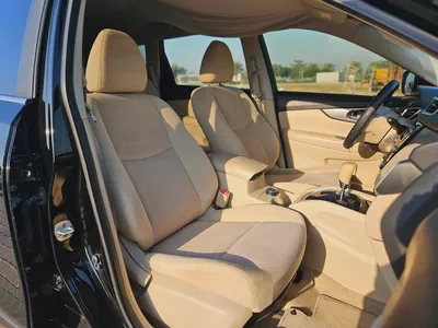 Nissan X-Trail 2015 GCC 4X4 Very Neat And Clean With Low KM Premium Condition Family SUV-8