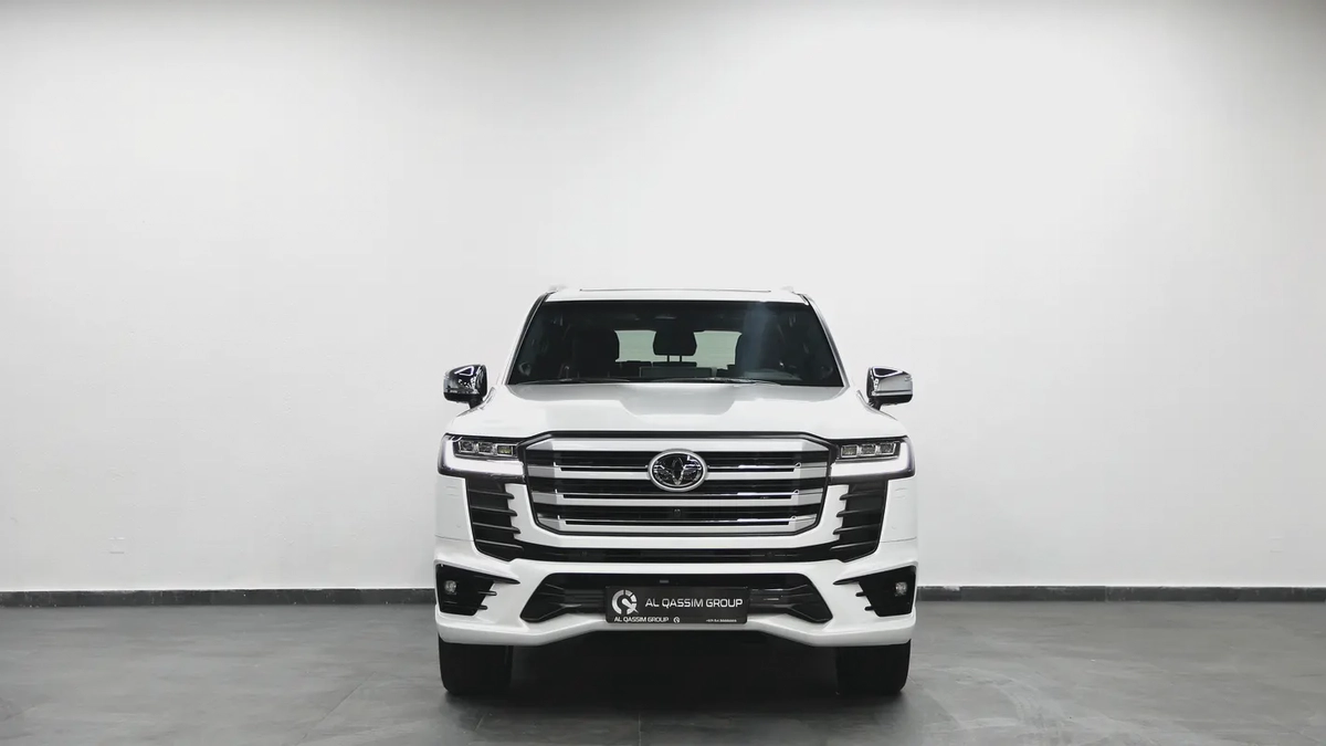 Toyota Land Cruiser VXR-1-1
