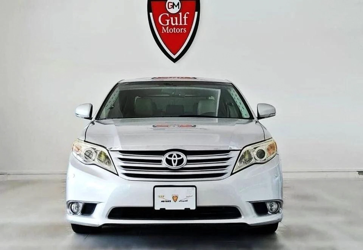 Toyota Avalon 3.5L-6CYL EXCELLENT CONDITION GCC SPECIFICATION-1-1