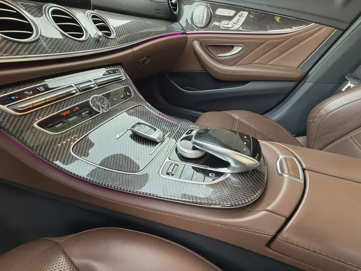 Mercedes-Benz E-Class E 63 AMG 2018 Korean Specs-17-17