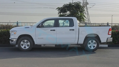 2023 Ram 1500 Bighorn eTorque 3.6L V6 GCC 0Km With 3 Years Or 100K Km Warranty-18